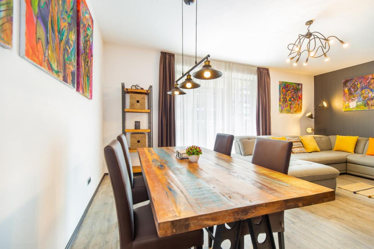 Art Gallery Apartment In Silver Mountain Poiana Brasov Buitenkant foto